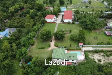 Cha Am Resort with 6 Apartment and 10 Townhouse on 7 Rai of Land