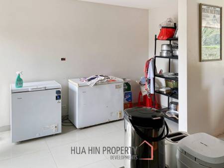 Cha Am Resort with 6 Apartment and 10 Townhouse on 7 Rai of Land