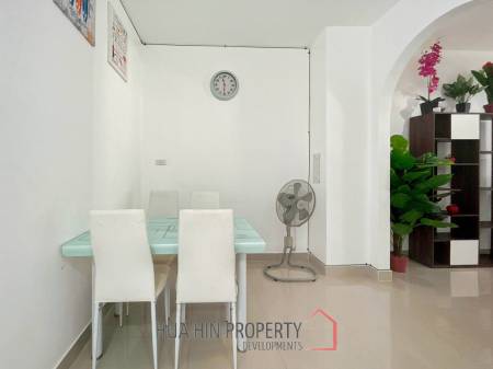 Cha Am Resort with 6 Apartment and 10 Townhouse on 7 Rai of Land