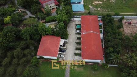 Cha Am Resort with 6 Apartment and 10 Townhouse on 7 Rai of Land