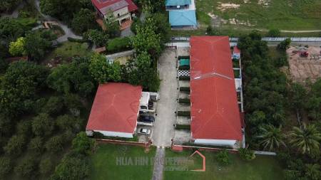 Cha Am Resort with 6 Apartment and 10 Townhouse on 7 Rai of Land