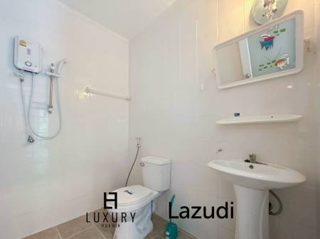 11,200 metro cuadrado 26 ` 26 Baño Edificio de Venta