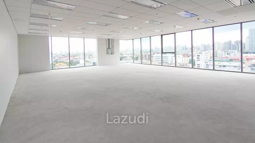 Office for rent at Sukhumvit hills
