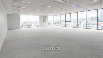 Office for rent at Sukhumvit hills