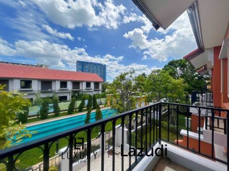 Boulevard Tuscany: Stadtreihenhaus mit 2 Schlafzimmern in Cha Am