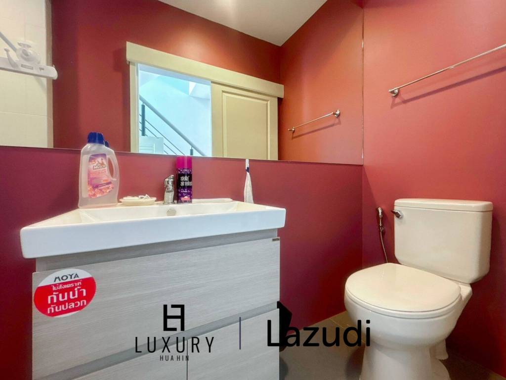 Boulevard Tuscany: Stadtreihenhaus mit 2 Schlafzimmern in Cha Am