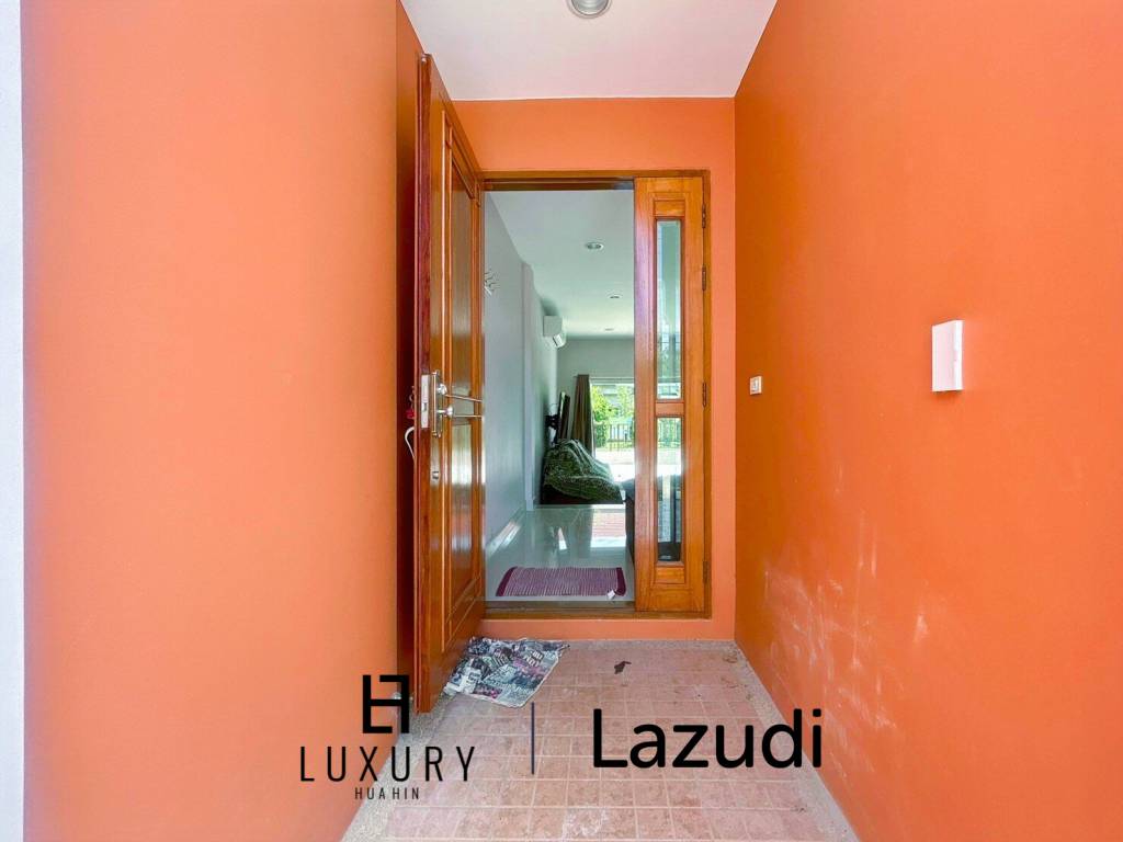 Boulevard Tuscany : 2 Bedroom Townhouse In Cha Am