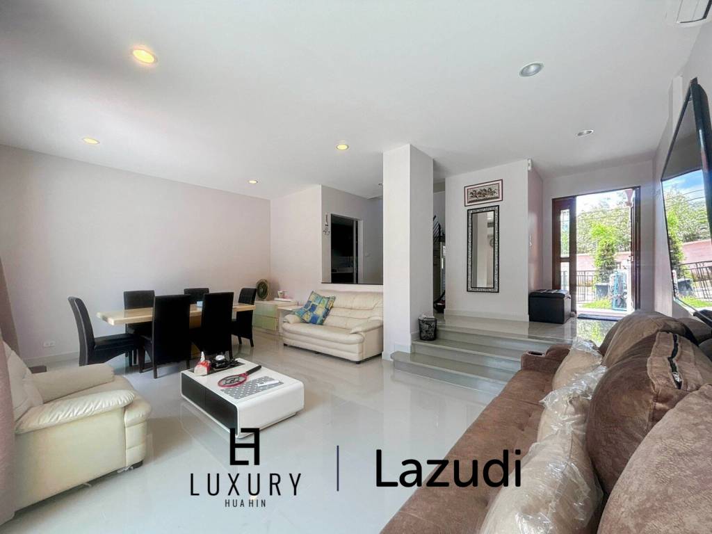 Boulevard Tuscany : 2 Bedroom Townhouse In Cha Am