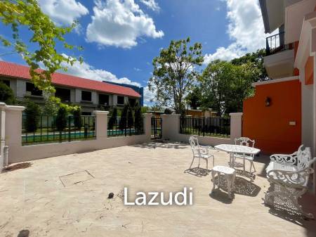 Boulevard Tuscany : 2 Bedroom Townhouse In Cha Am