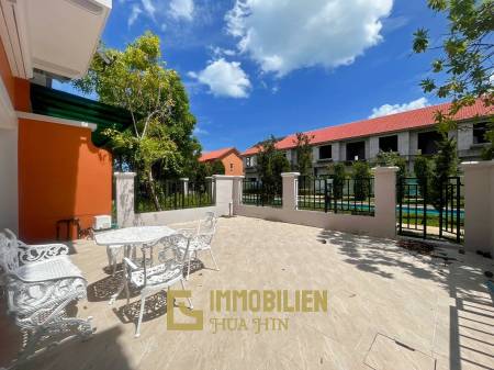 Boulevard Tuscany : 2 Bedroom Townhouse In Cha Am