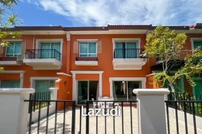 Boulevard Tuscany : 2 Bedroom Townhouse In Cha Am