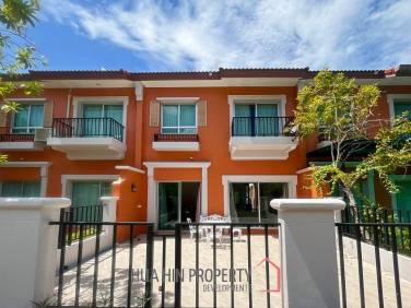 Boulevard Tuscany : 2 Bedroom Townhouse In Cha Am
