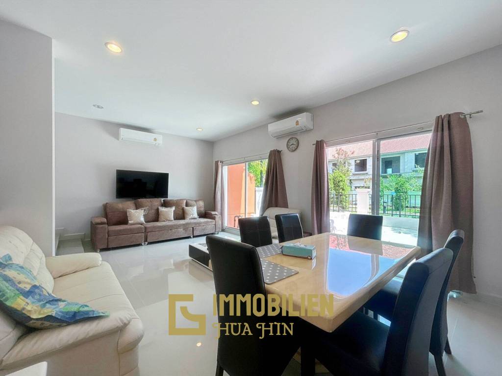 Boulevard Tuscany : 2 Bedroom Townhouse In Cha Am