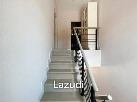 Boulevard Tuscany : 2 Bedroom Townhouse In Cha Am