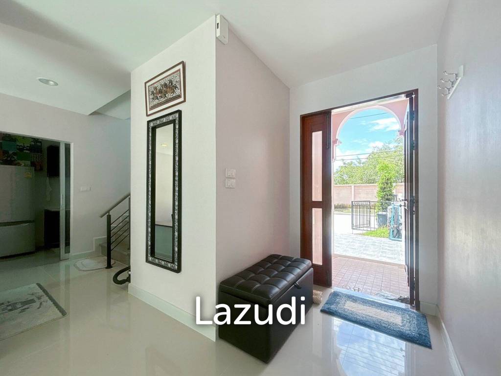 Boulevard Tuscany : 2 Bedroom Townhouse In Cha Am