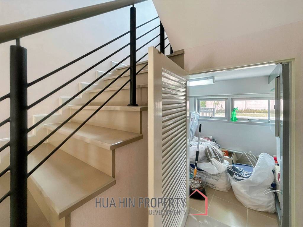 Boulevard Tuscany : 2 Bedroom Townhouse In Cha Am