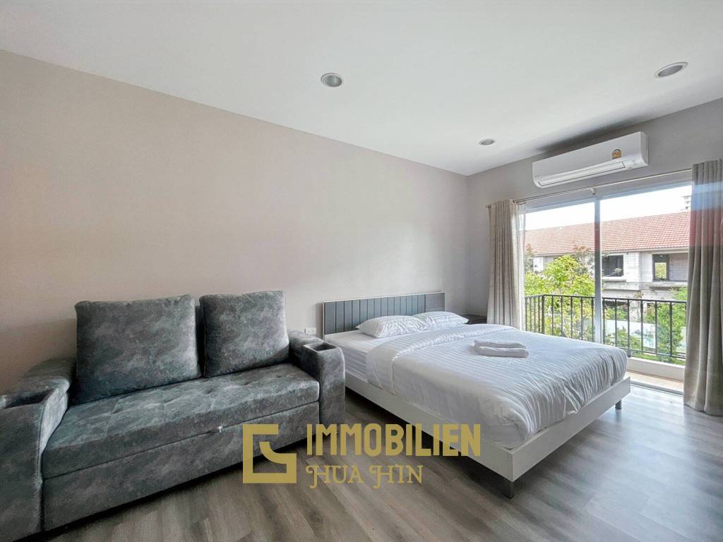 Boulevard Tuscany : 2 Bedroom Townhouse In Cha Am