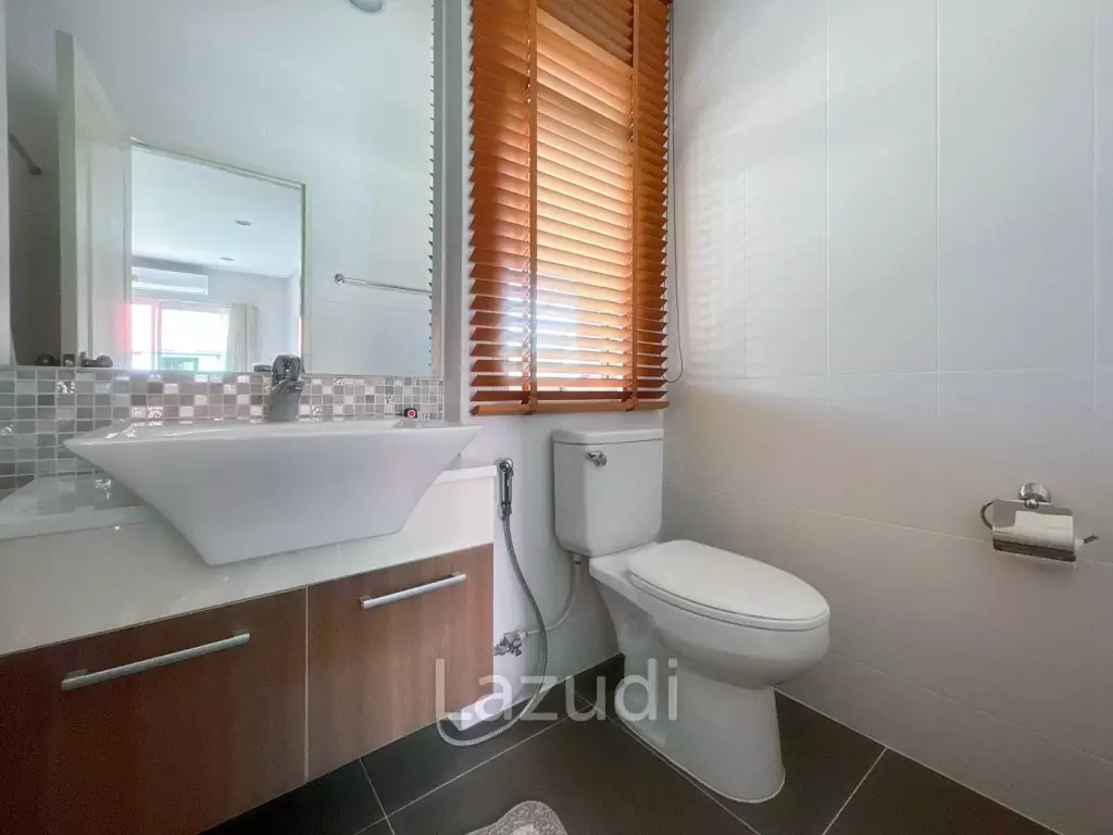 Boulevard Tuscany : 2 Bedroom Townhouse In Cha Am