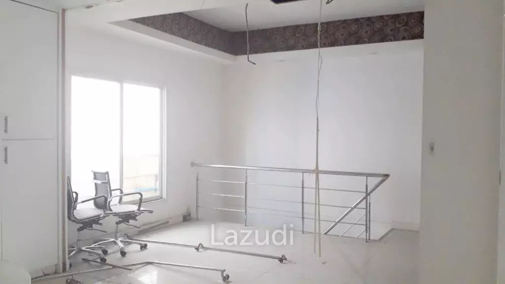 Prime 857 sqm Space in Sukhumvit 11, Bangkok