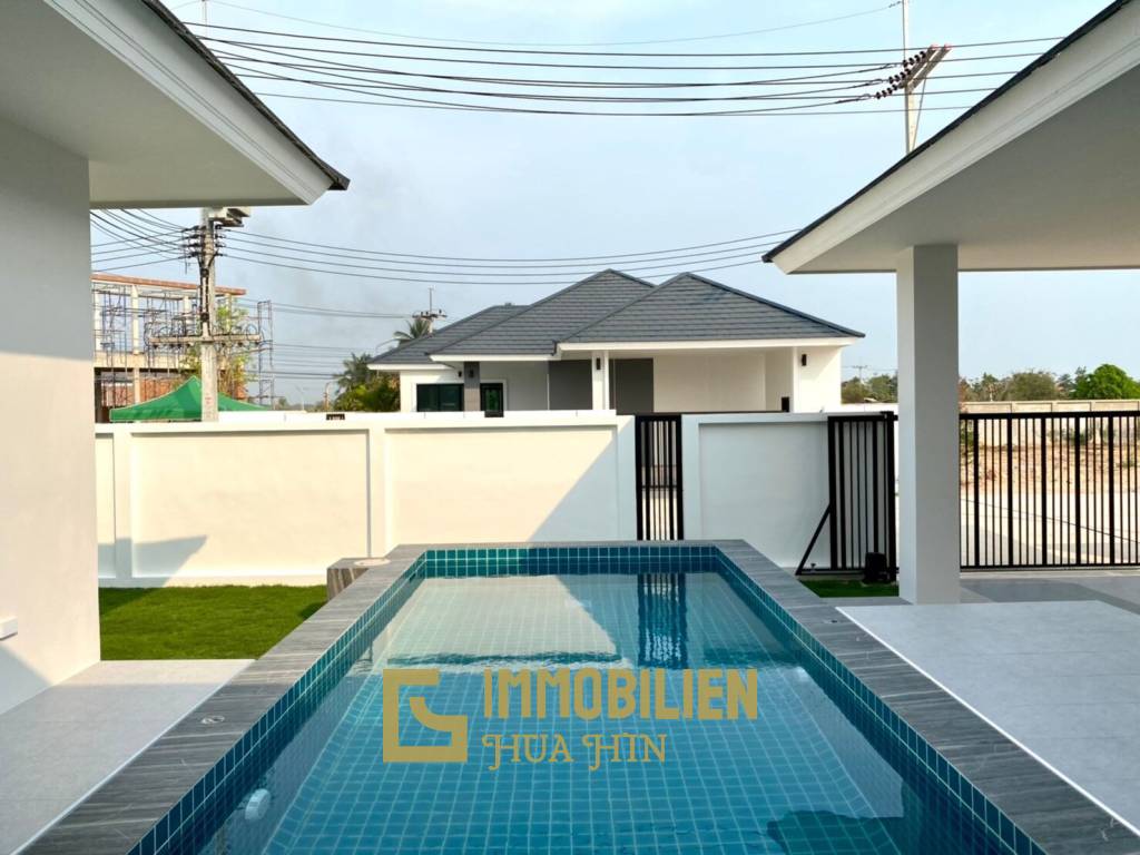 3 Bed 3 Bath 225 SQ.M Huguh Home Pool Villa Cha-Am