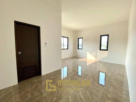 3 Bed 3 Bath 225 SQ.M Huguh Home Pool Villa Cha-Am