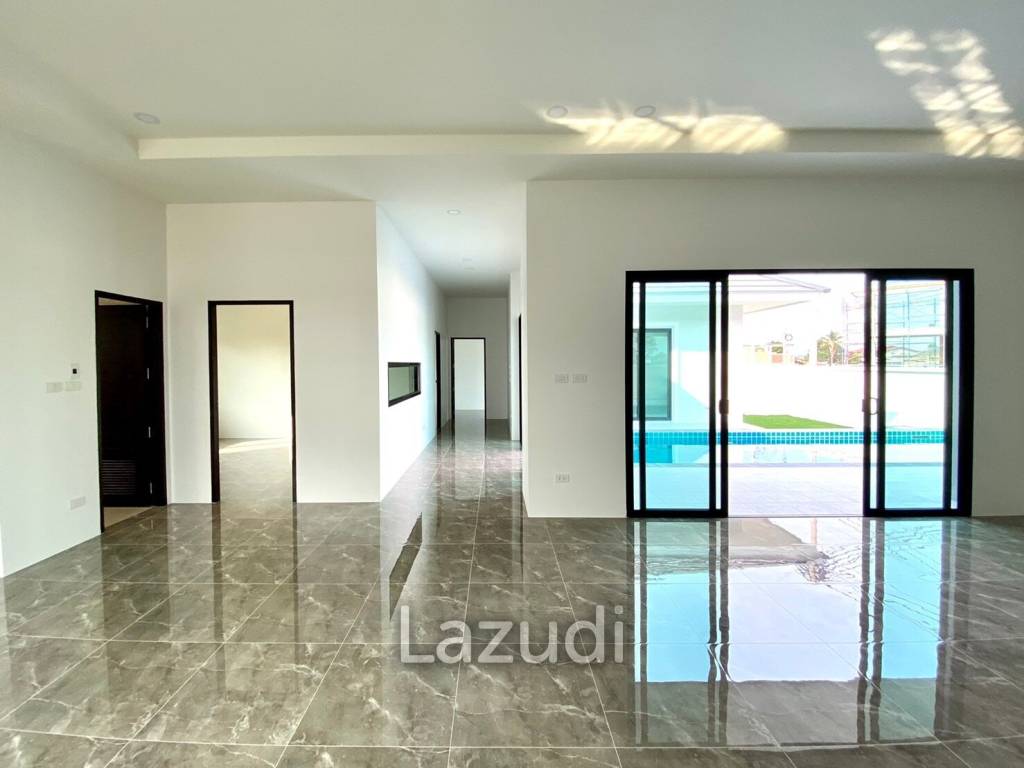 3 Bed 3 Bath 225 SQ.M Huguh Home Pool Villa Cha-Am