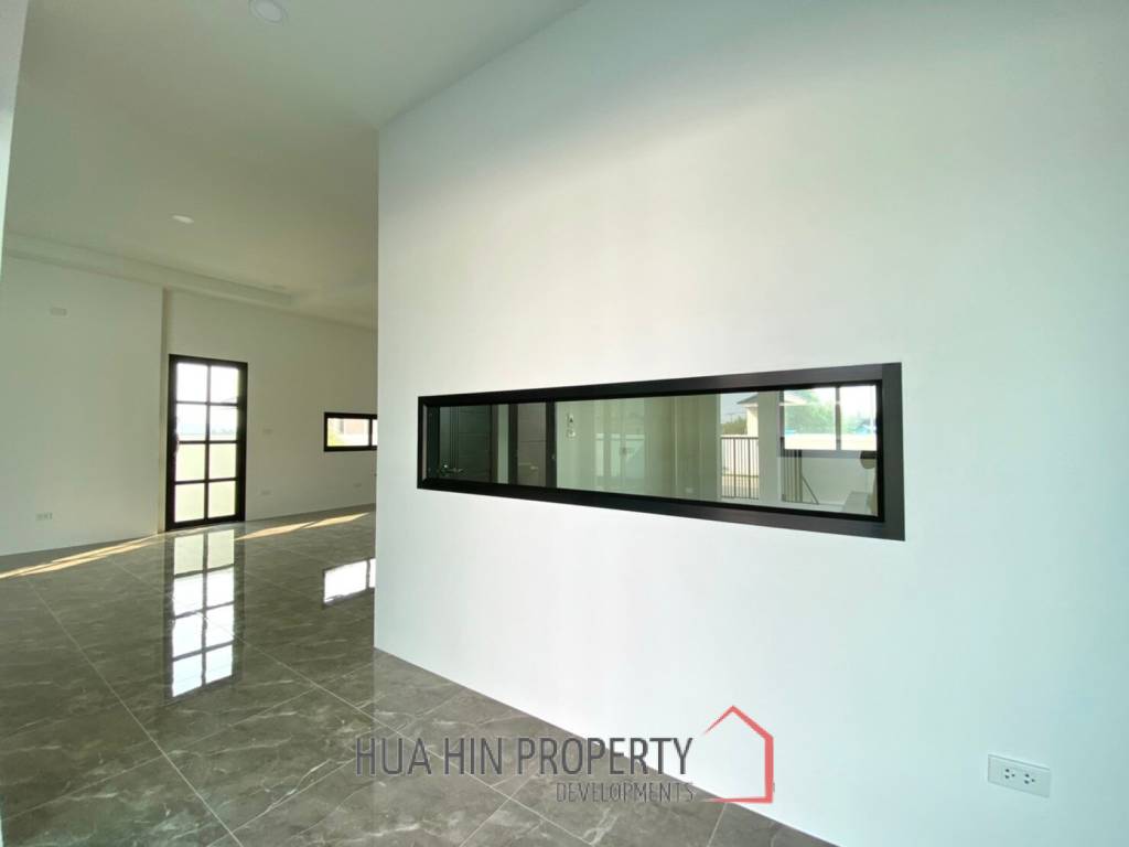 3 Bed 3 Bath 225 SQ.M Huguh Home Pool Villa Cha-Am