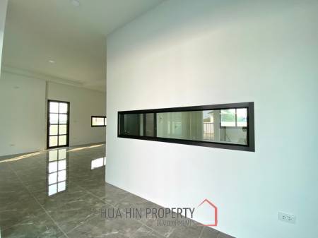 3 Bed 3 Bath 225 SQ.M Huguh Home Pool Villa Cha-Am