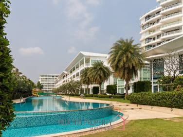Baan Saechuan: 4 Bed Beachfront Condo