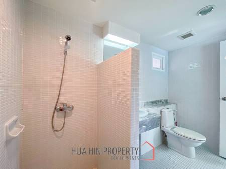 Baan Saechuan: 4 Bed Beachfront Condo