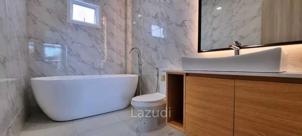 4 Beds 3 Baths 180 SQ.M T.W Park View