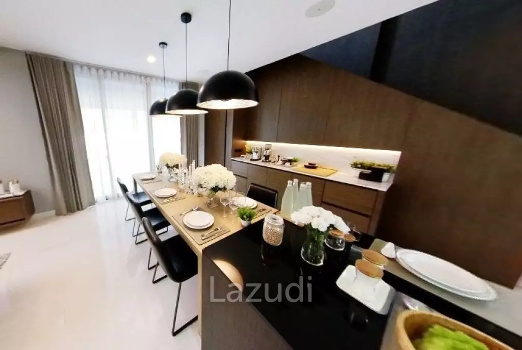 4 Bed 4 Bath 370 SQ.M Nirvana Beyond Rama9 - Krungthep Kreetha
