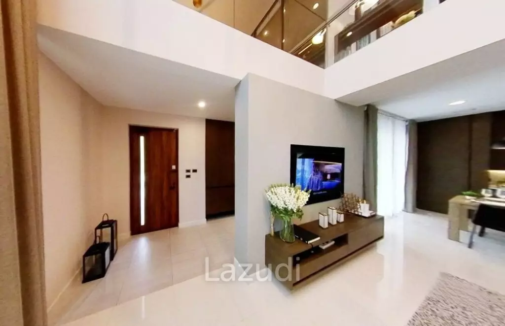 4 Bed 4 Bath 370 SQ.M Nirvana Beyond Rama9 - Krungthep Kreetha