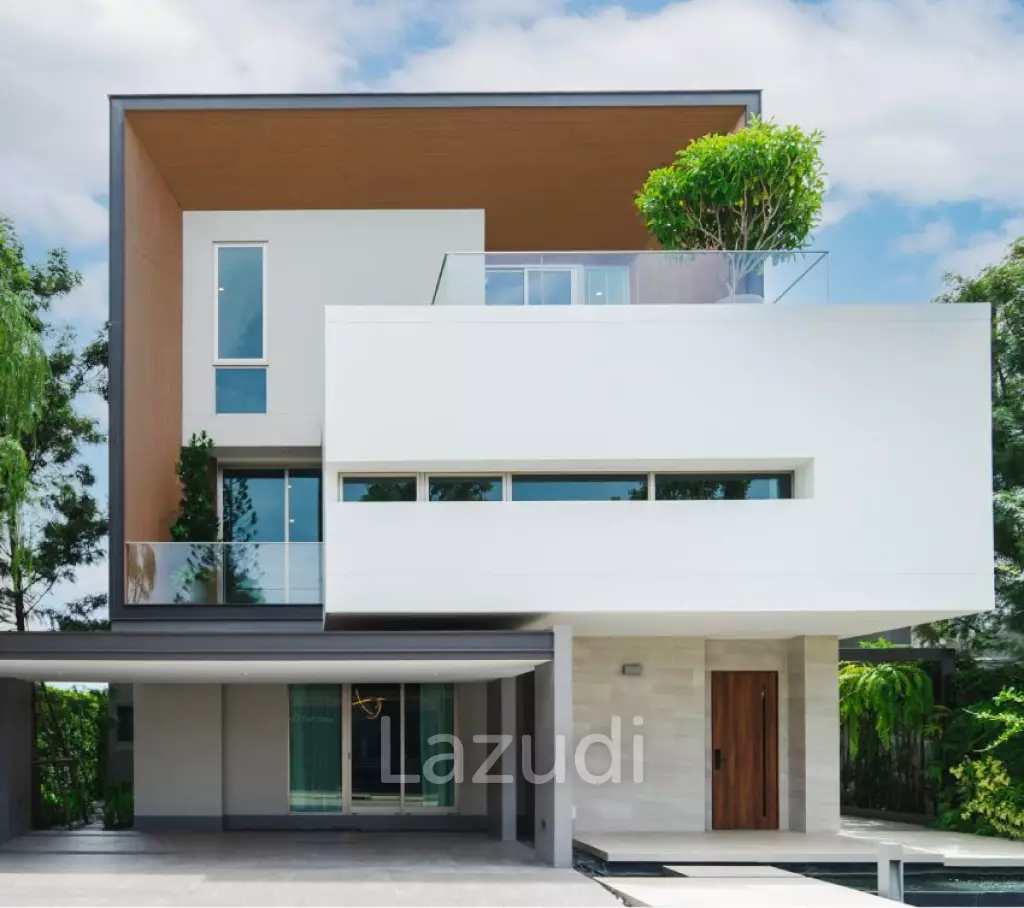 4 Bed 4 Bath 370 SQ.M Nirvana Beyond Rama9 - Krungthep Kreetha