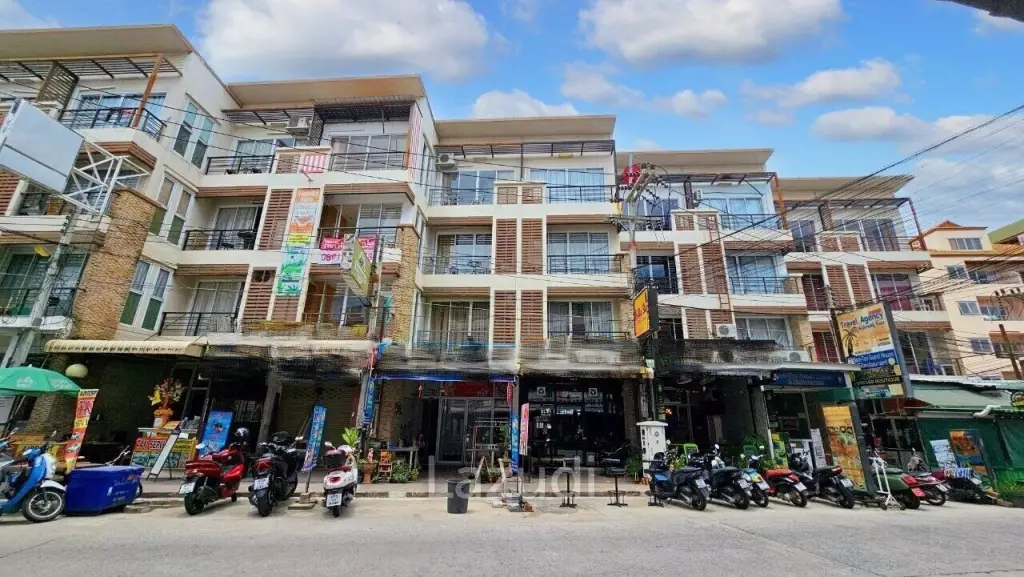 Commercial Building for Sale in Soi Lengkee, Pattaya