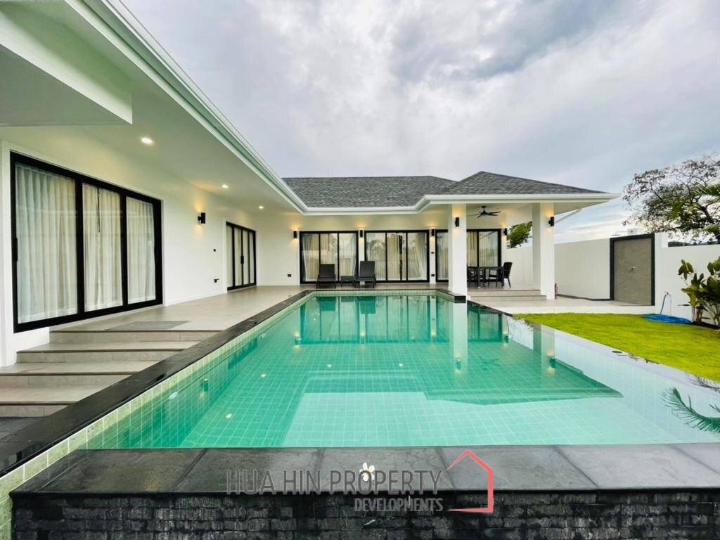 3 Bed 3 Bath 221 SQ.M Botanica Hua Hin