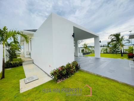 3 Bed 3 Bath 221 SQ.M Botanica Hua Hin
