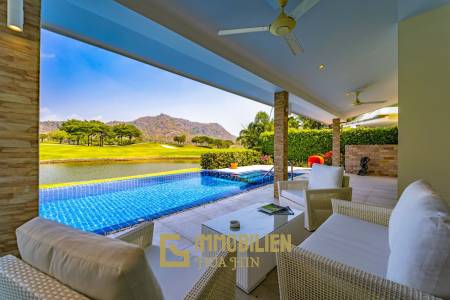 Black Mountain Golf Platz: 3 Schlafzimmer Luxus Pool Villa mit atemberaubender Aussicht