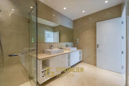 Black Mountain Golf Platz: 3 Schlafzimmer Luxus Pool Villa mit atemberaubender Aussicht