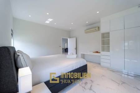 Black Mountain Golf Platz: 3 Schlafzimmer Luxus Pool Villa mit atemberaubender Aussicht