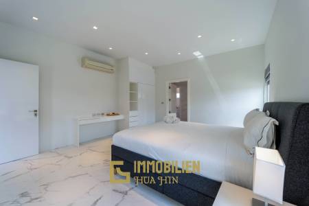 Black Mountain Golf Platz: 3 Schlafzimmer Luxus Pool Villa mit atemberaubender Aussicht