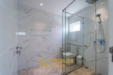 Black Mountain Golf Platz: 3 Schlafzimmer Luxus Pool Villa mit atemberaubender Aussicht