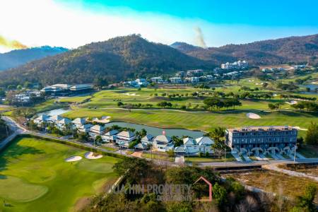 Black Mountain Golf Course : 3 Bedroom Luxury Pool Villa With Stunning Views