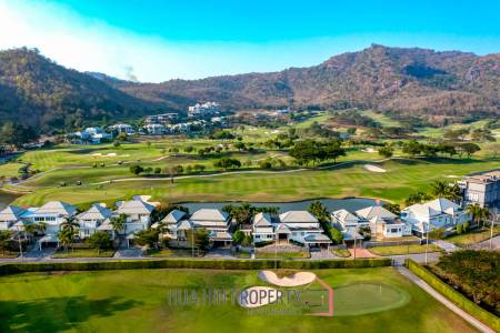 Black Mountain Golf Course : 3 Bedroom Luxury Pool Villa With Stunning Views