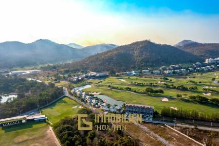 Black Mountain Golf Platz: 3 Schlafzimmer Luxus Pool Villa mit atemberaubender Aussicht