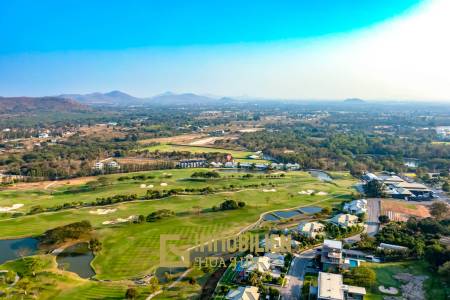 Black Mountain Golf Platz: 3 Schlafzimmer Luxus Pool Villa mit atemberaubender Aussicht