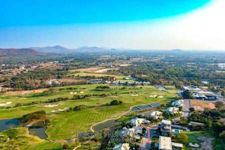 Black Mountain Golf Course : 3 Bedroom Luxury Pool Villa With Stunning Views