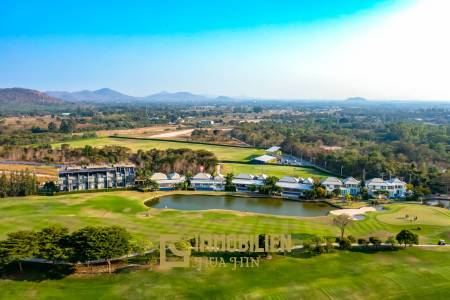 Black Mountain Golf Platz: 3 Schlafzimmer Luxus Pool Villa mit atemberaubender Aussicht