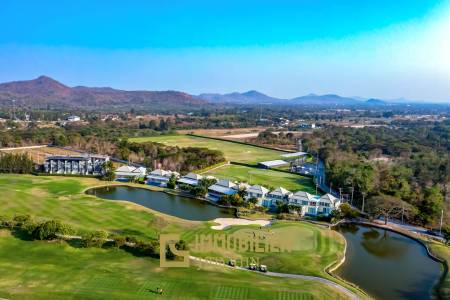 Black Mountain Golf Platz: 3 Schlafzimmer Luxus Pool Villa mit atemberaubender Aussicht