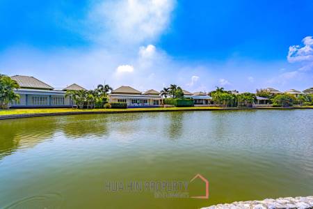 Black Mountain Golf Course : 3 Bedroom Luxury Pool Villa With Stunning Views